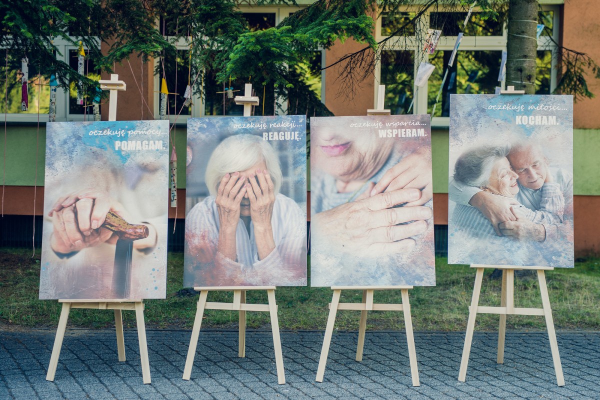 GODNA JESIEŃ ŻYCIA Projekt „Stop przemocy wobec seniorów” realizowany przez Miejski Ośrodek Pomocy Społecznej powoli zmierza do zakończenia